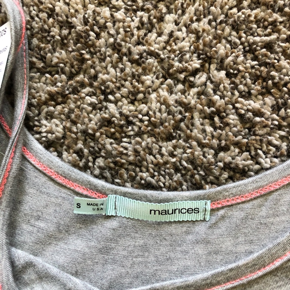 Maurice’s Tank Top - Picture 2 of 3